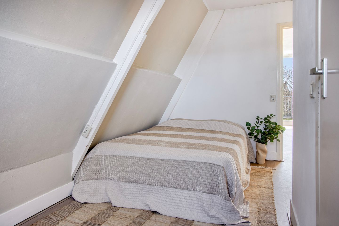 Foto 14 van Copernicusplein 3-E