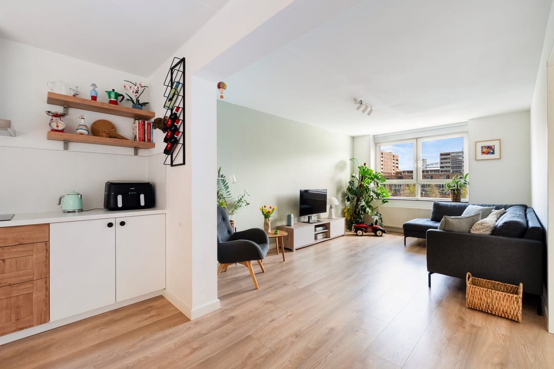 Photo 2 of Ernest Groosmanplein 4