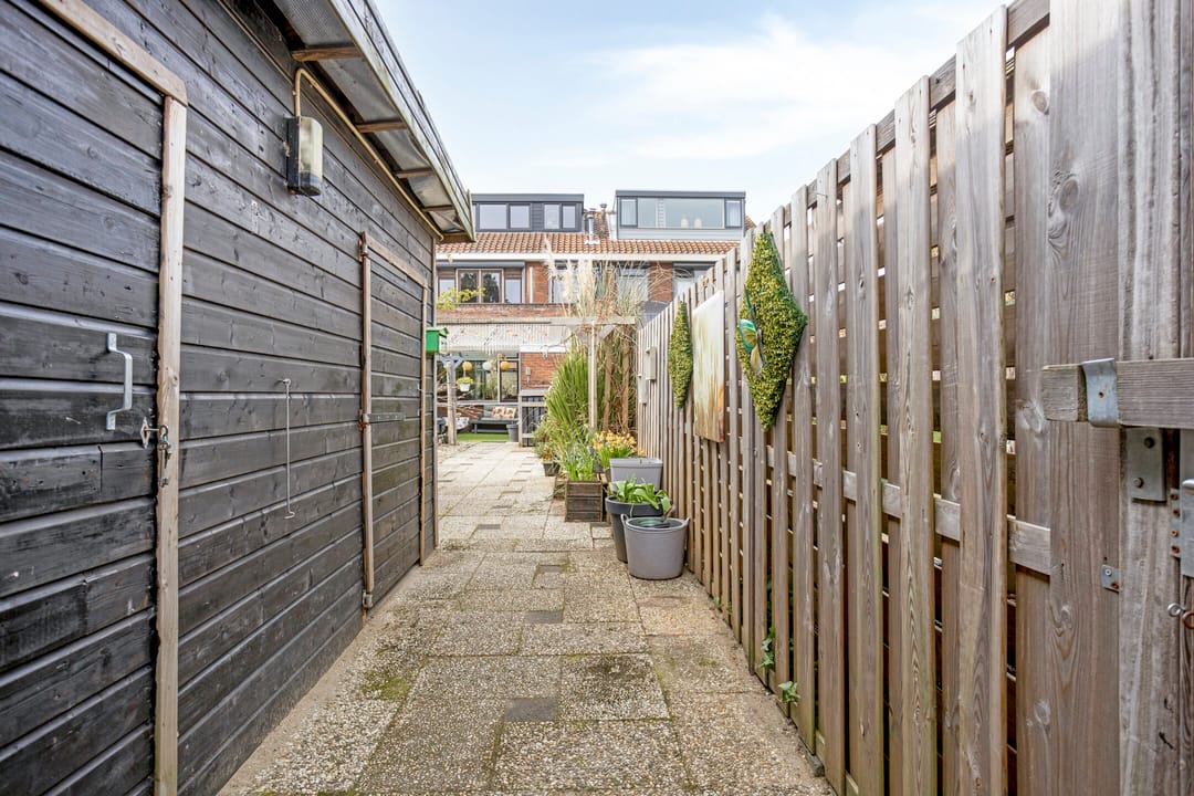 Foto 37 van Burgemeester van Esstraat 196