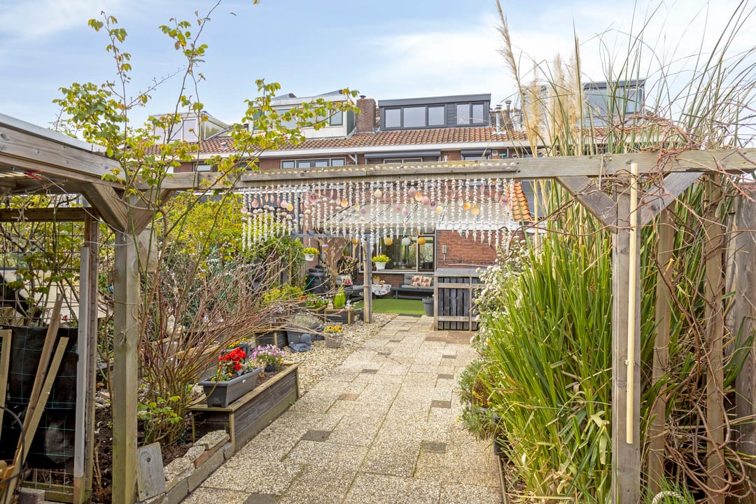 Foto 38 van Burgemeester van Esstraat 196