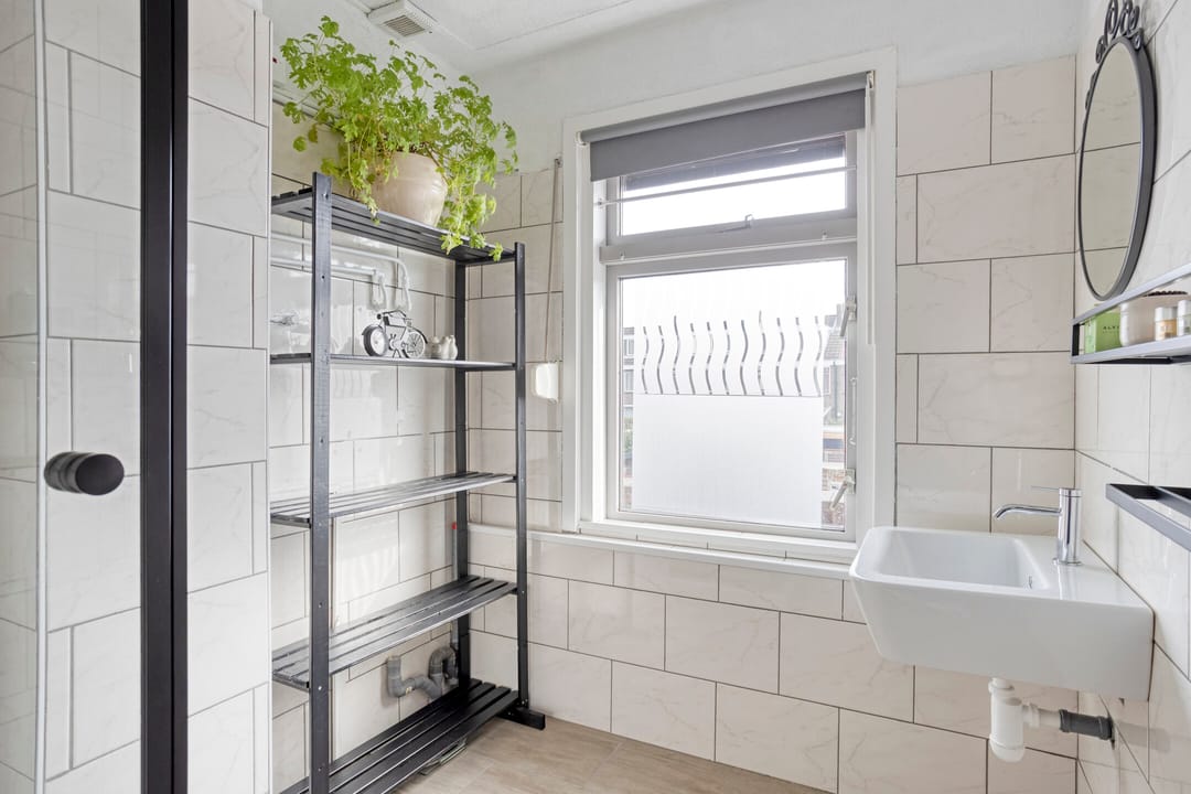 Foto 23 van Burgemeester van Esstraat 196