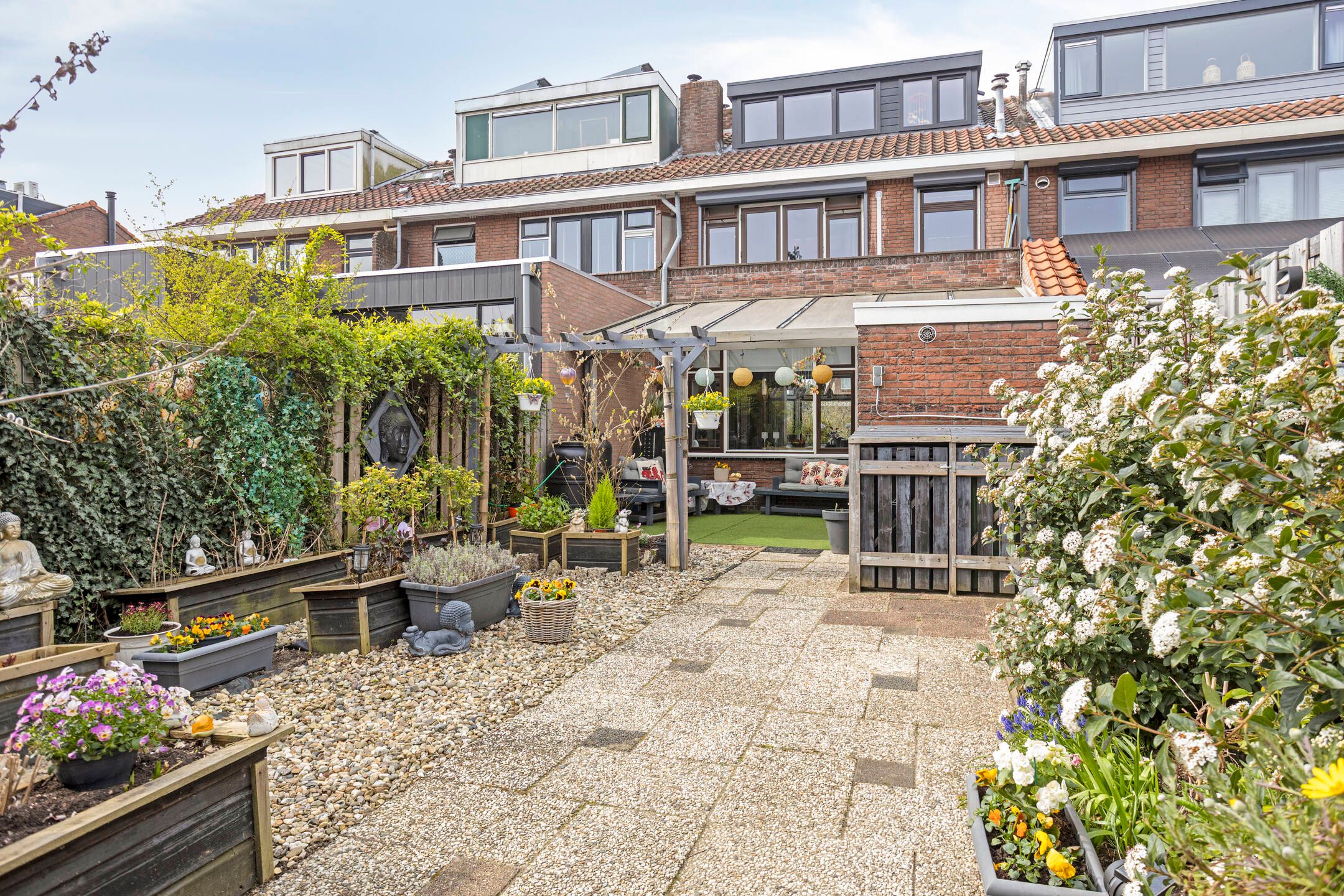 Foto 39 van Burgemeester van Esstraat 196