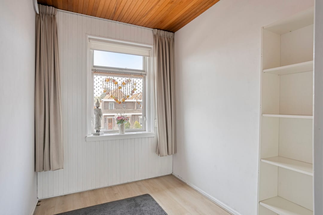 Foto 26 van Burgemeester van Esstraat 196