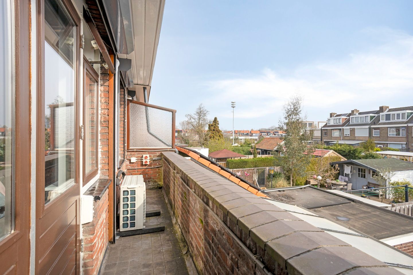 Foto 20 van Burgemeester van Esstraat 196