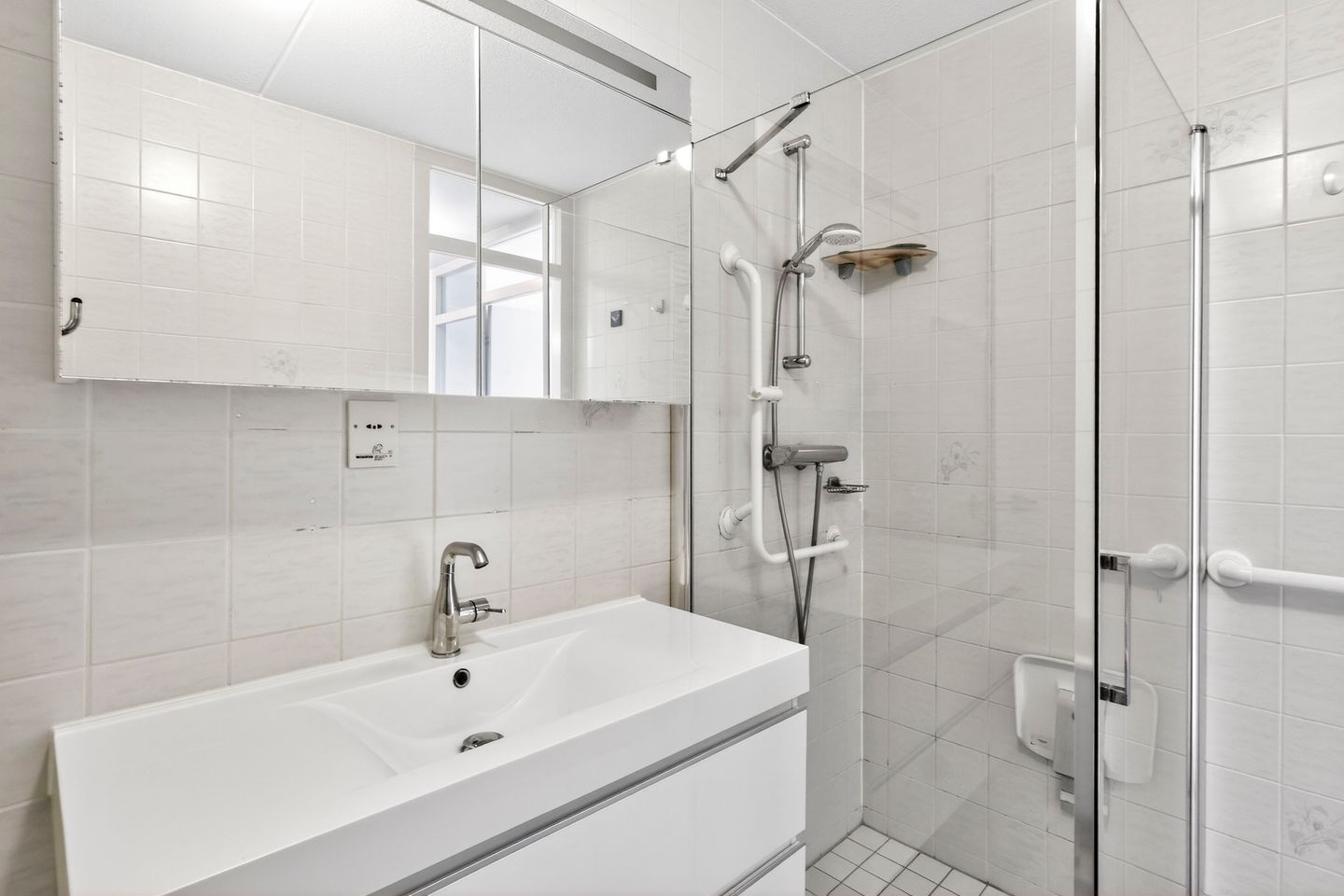 Foto 25 van Stationsweg 144