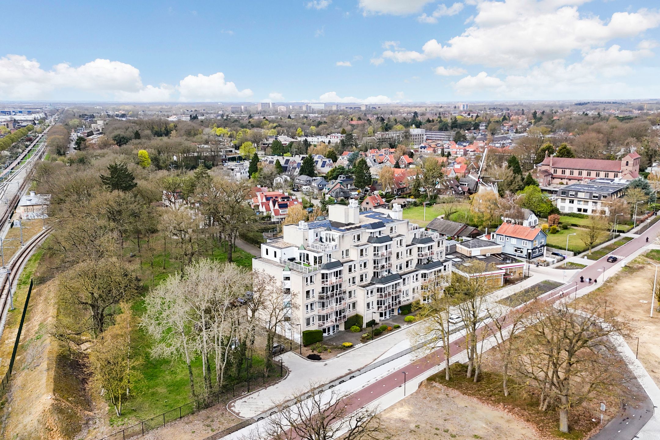 Foto 42 van Stationsweg 144