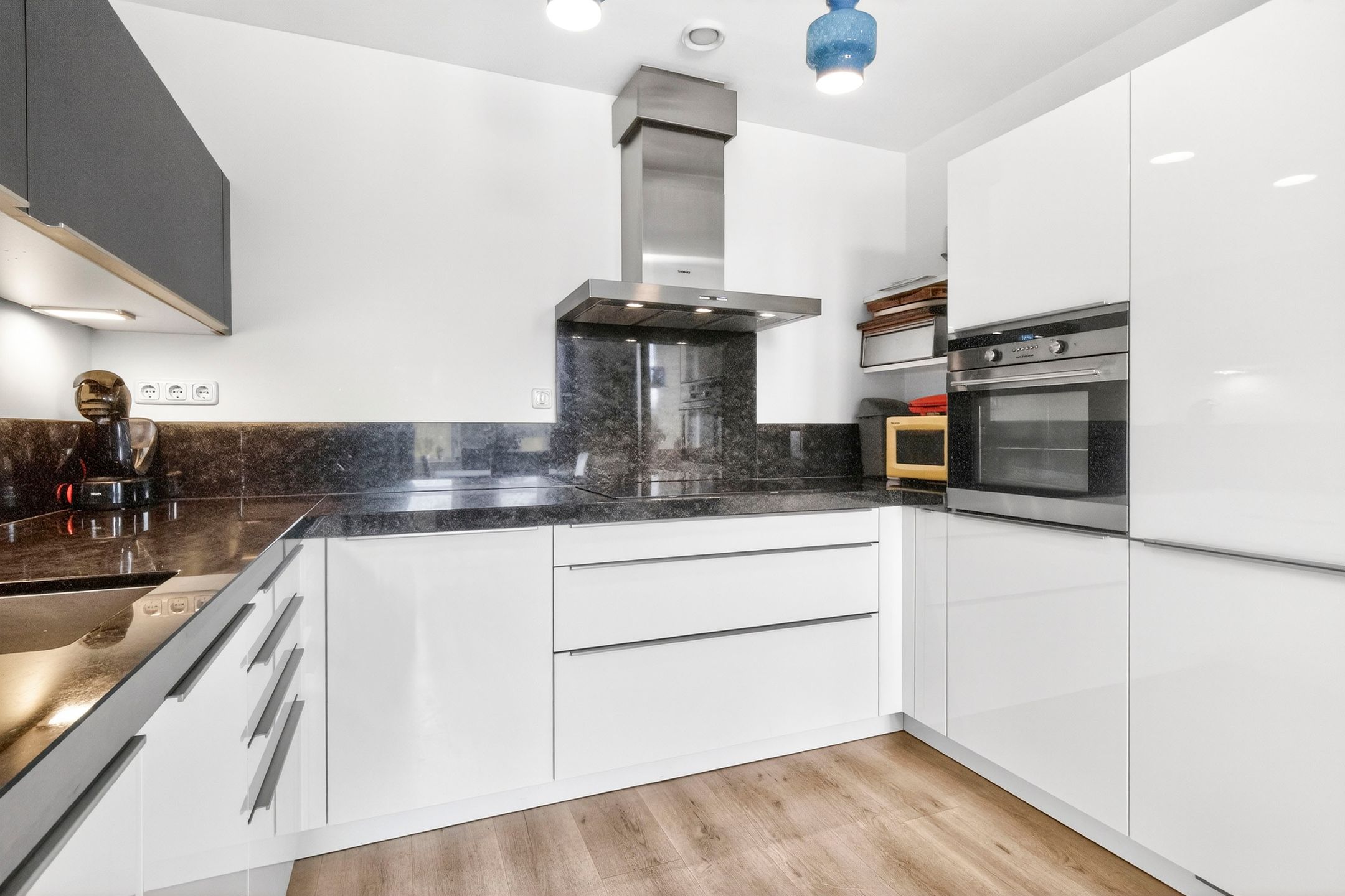 Foto 18 van Stationsweg 144