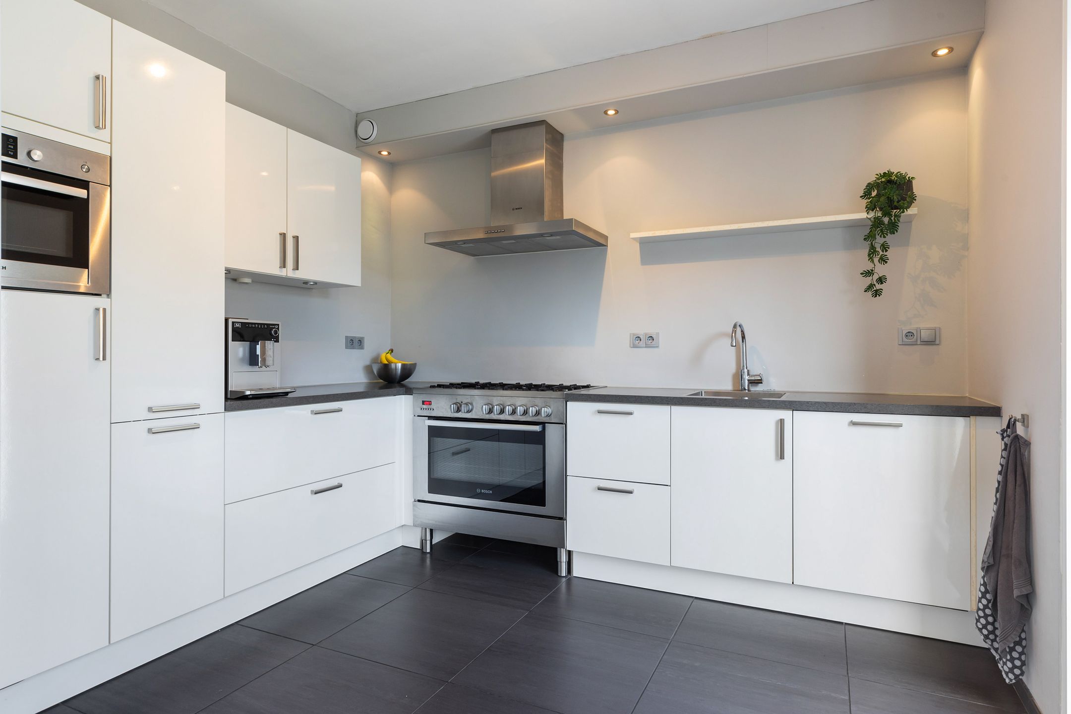 Foto 9 van Voltairestraat 43