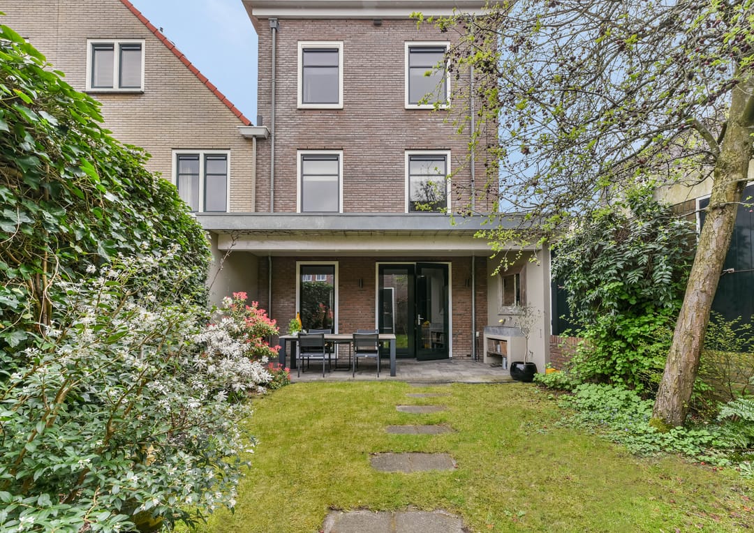 Photo 43 of Piaamstraat 9