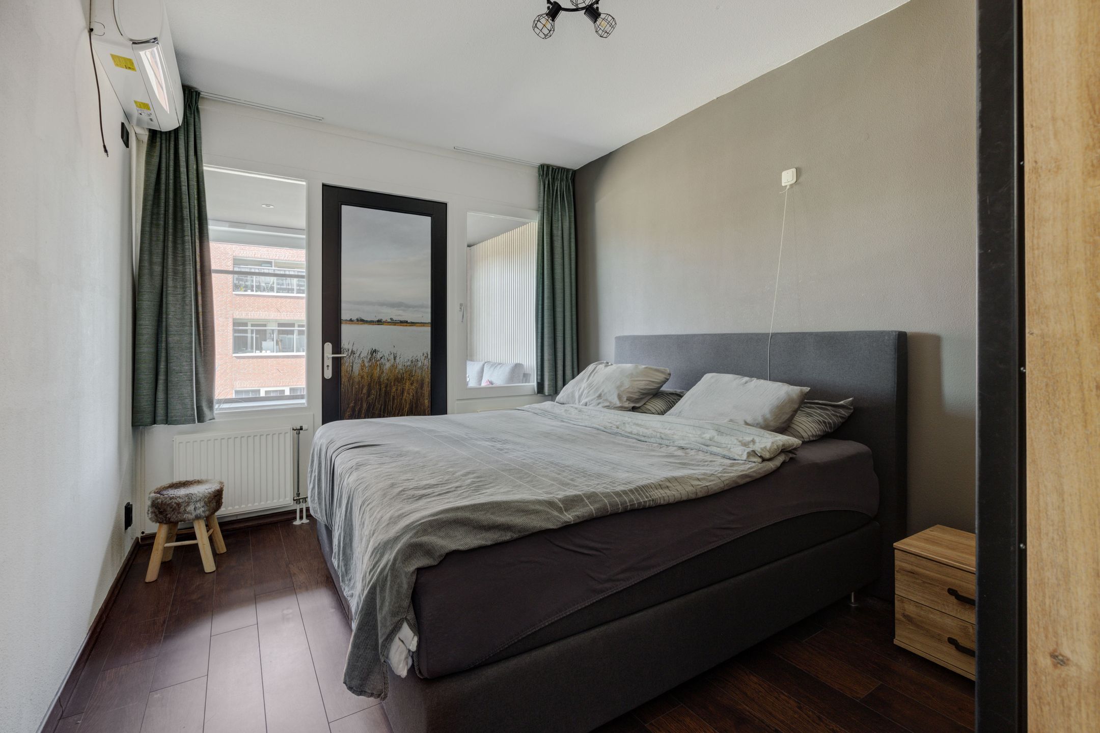 Photo 21 of Derpsestraat 64