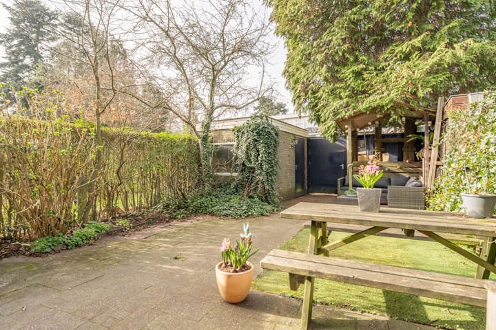 Photo 4 of Zwaluwlaan 198