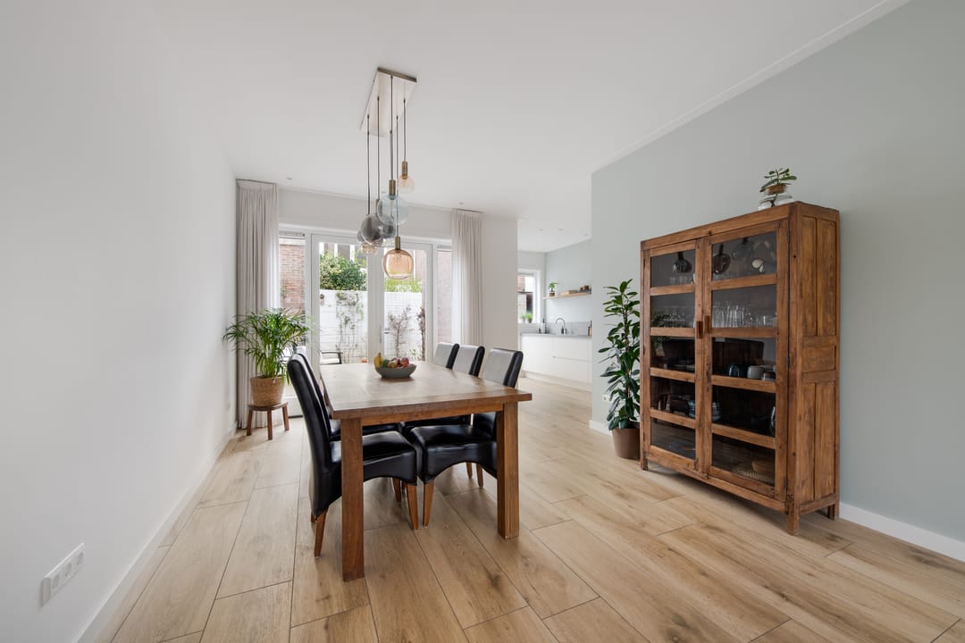 Photo 7 of Brederodestraat 72