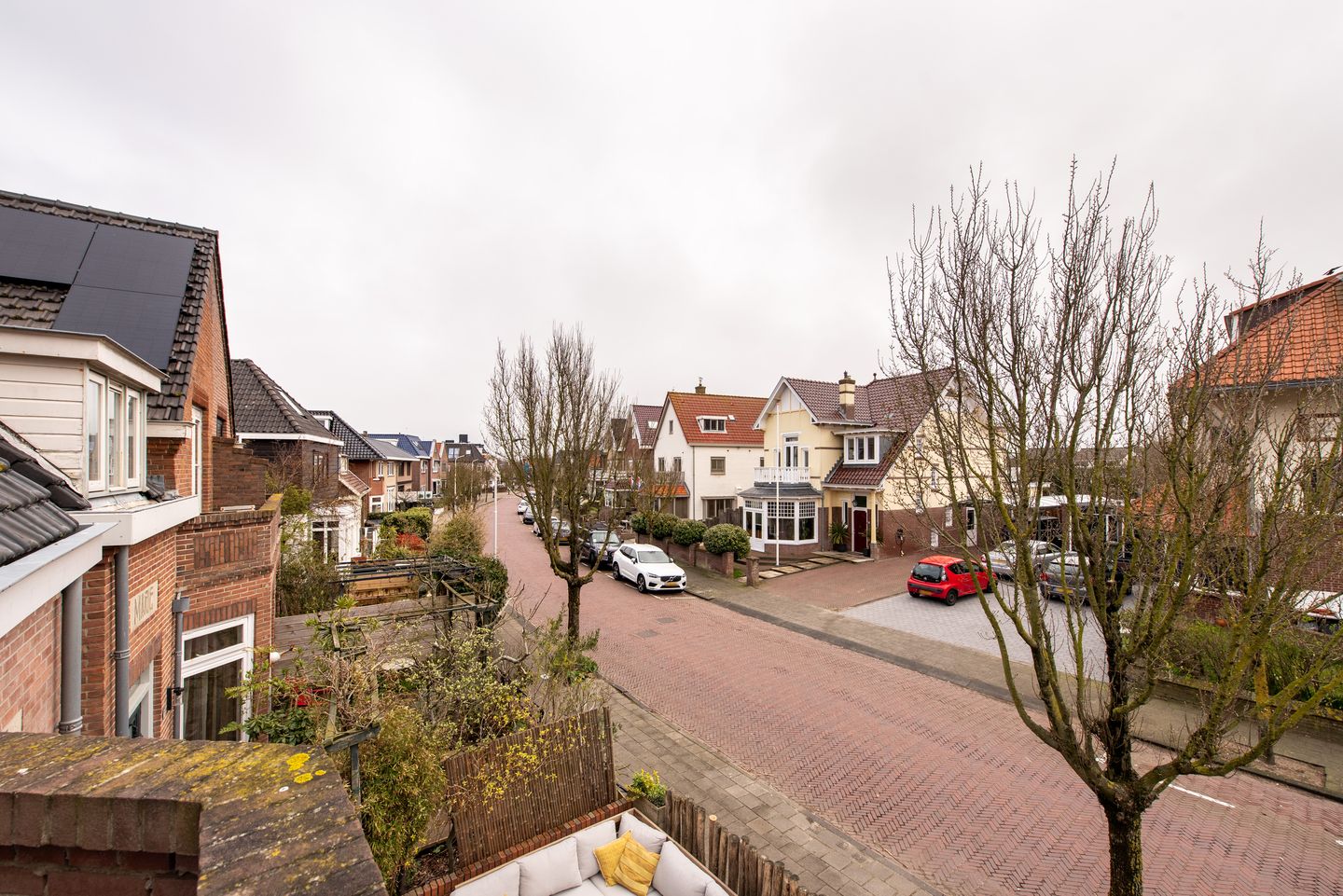 Photo 34 of Brederodestraat 72