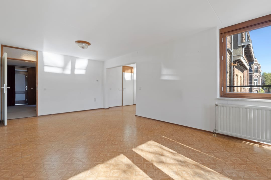 Foto 17 van Monseigneur Nolensplein 39-E