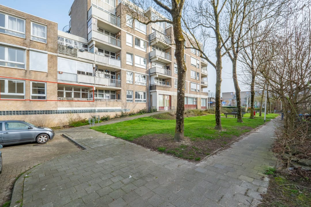 Photo 1 of Zeswegenlaan 195