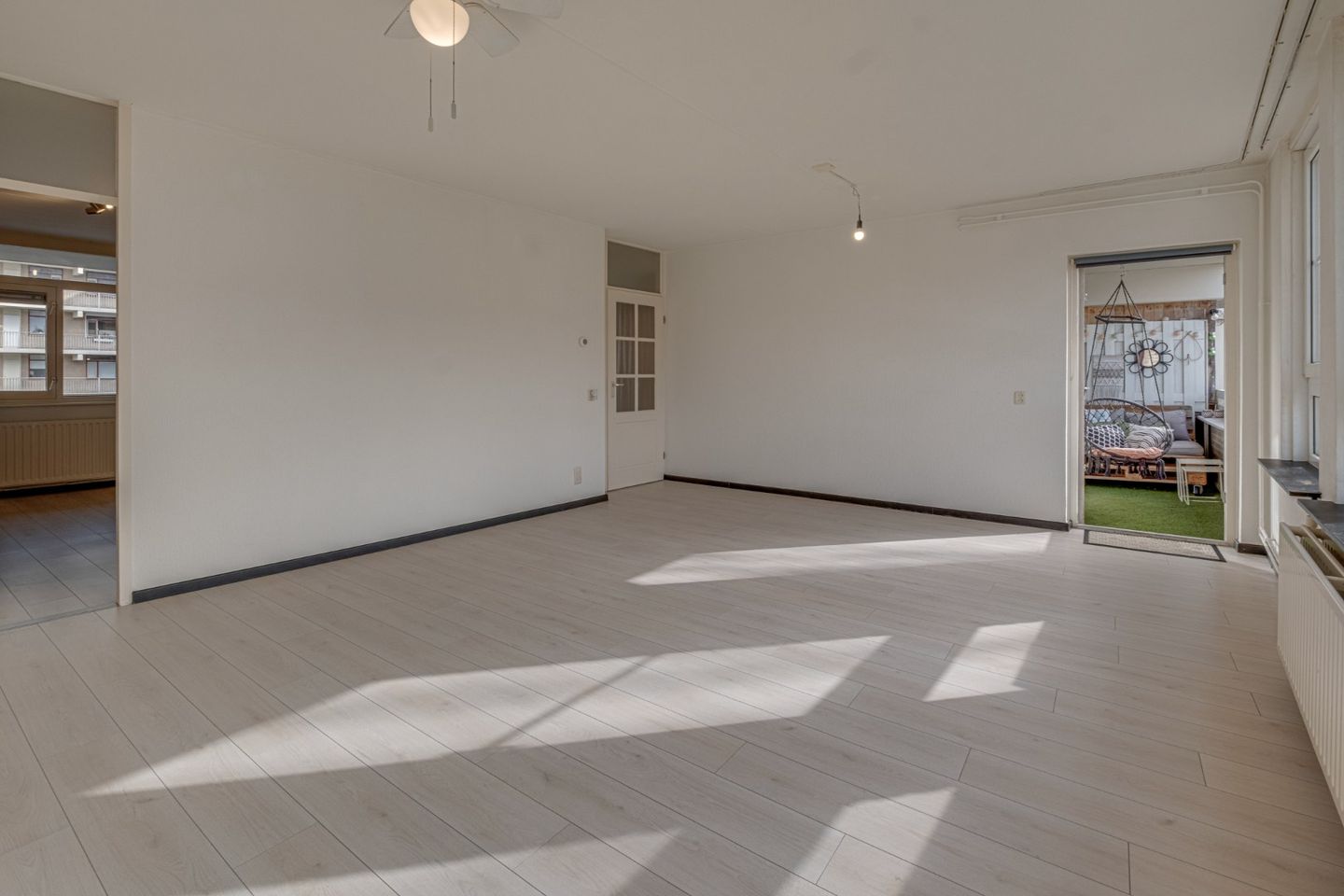 Photo 4 of Zeswegenlaan 195