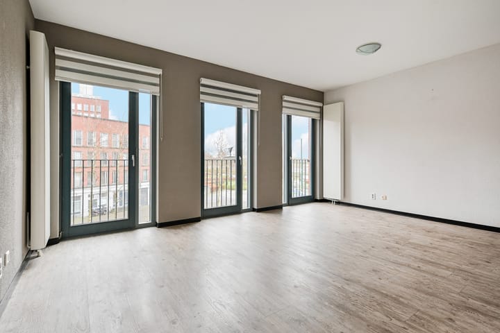 Foto 4 van Vuursteen 43