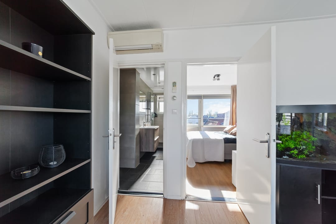 Photo 13 of Delftseveerweg 51-D