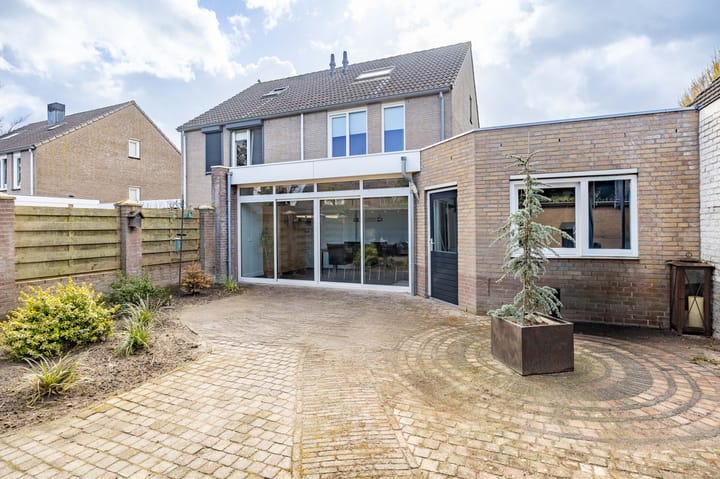 Foto 3 van Lange Akker 8