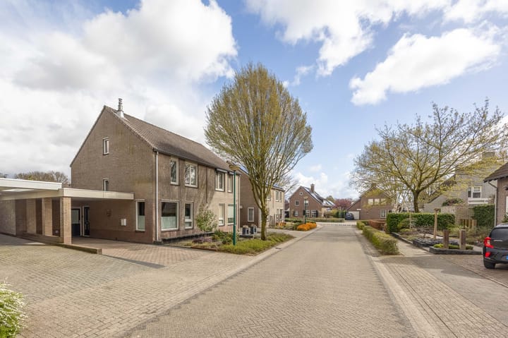 Foto 4 van Lange Akker 8