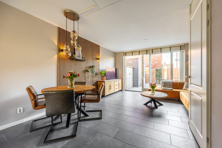 Photo 2 of Claes van Kietenstraat 36