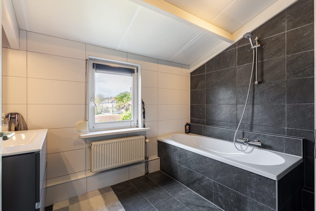 Foto 17 van Hofweerstraat 4