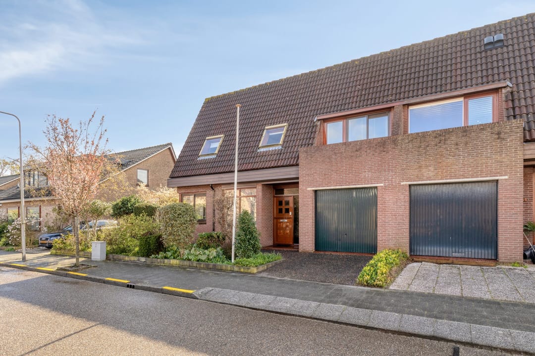 Foto 7 van Baanderheer 8