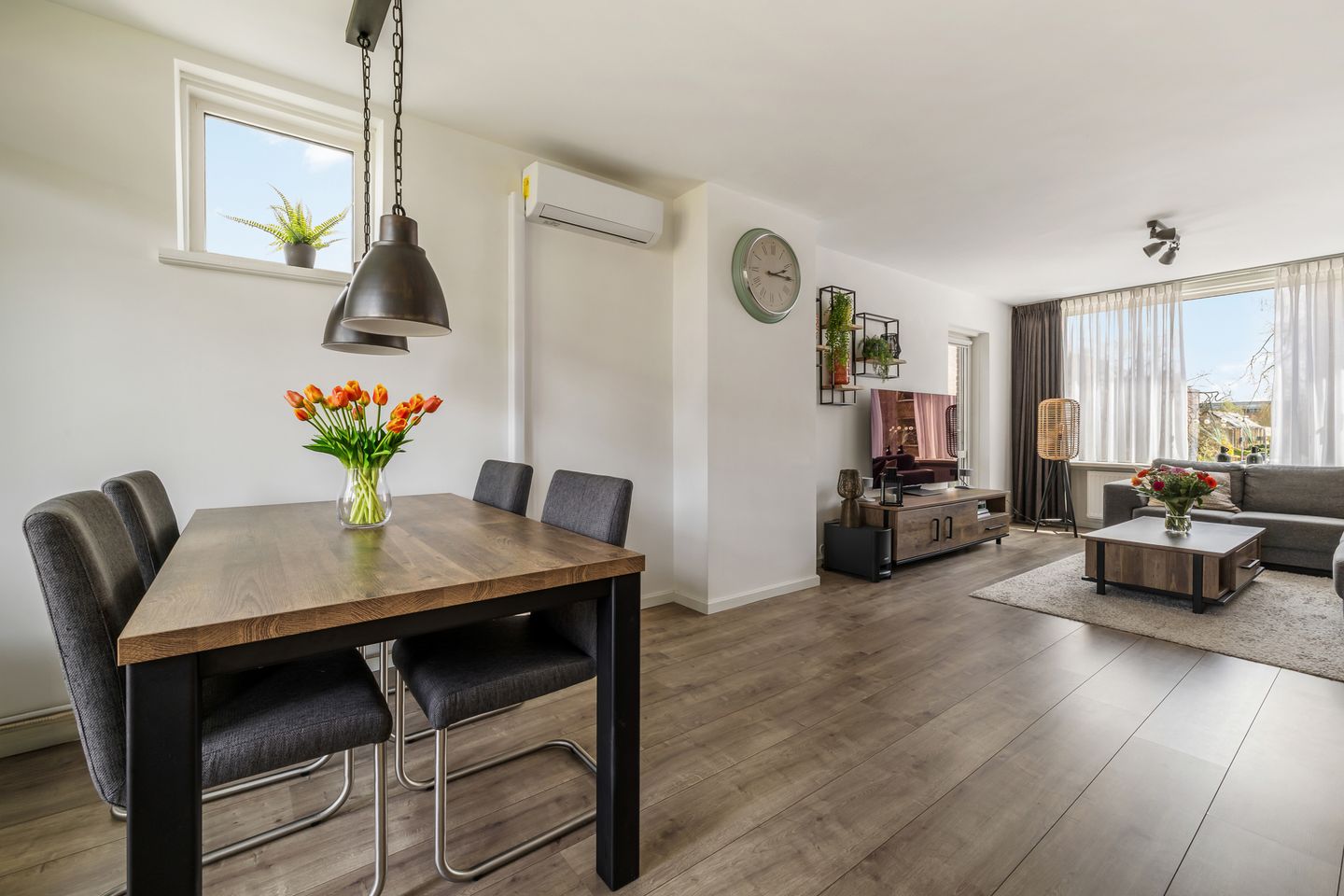 Foto 14 van Willem de Mérodestraat 43