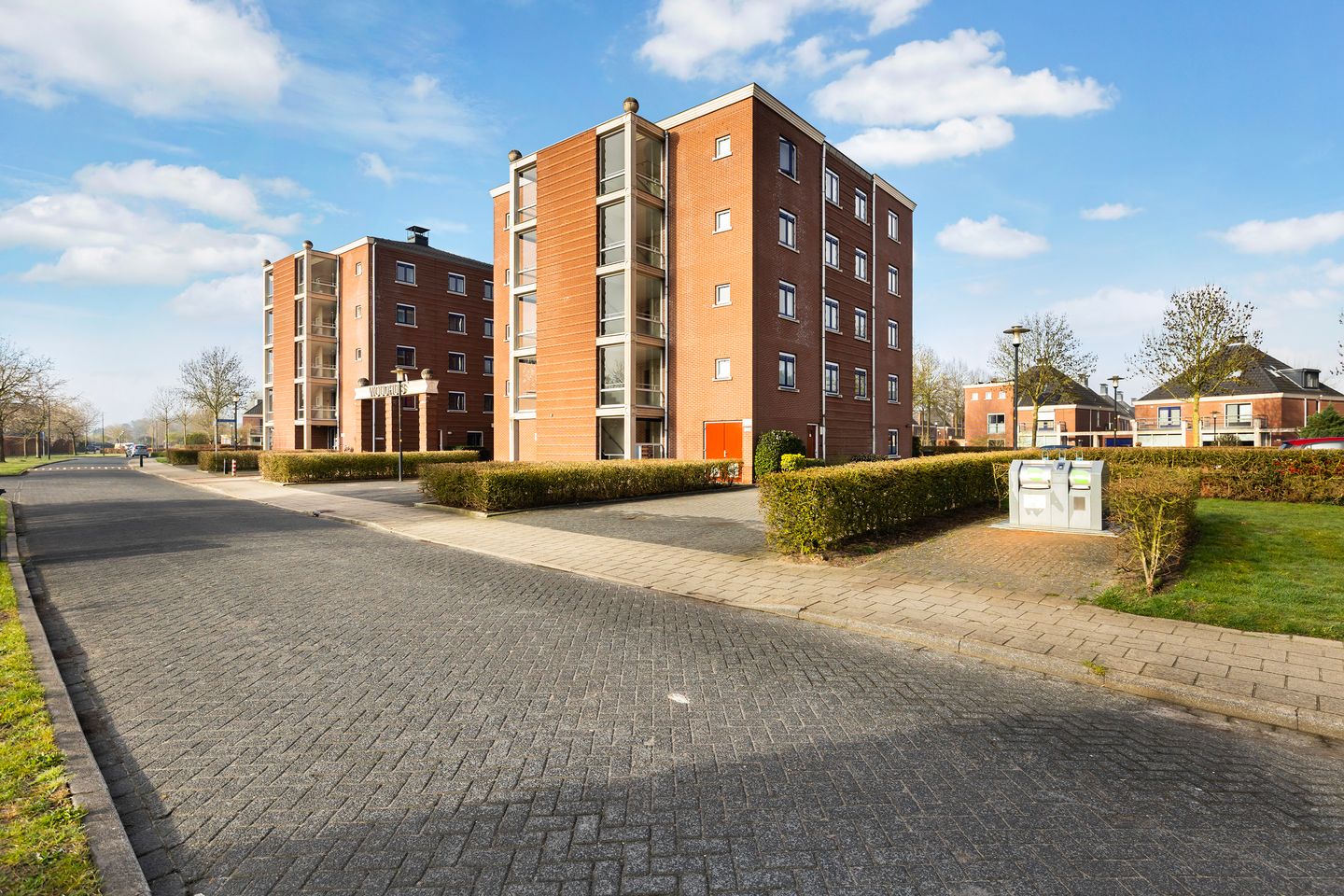 Foto 25 van Woudhuizerallee 203