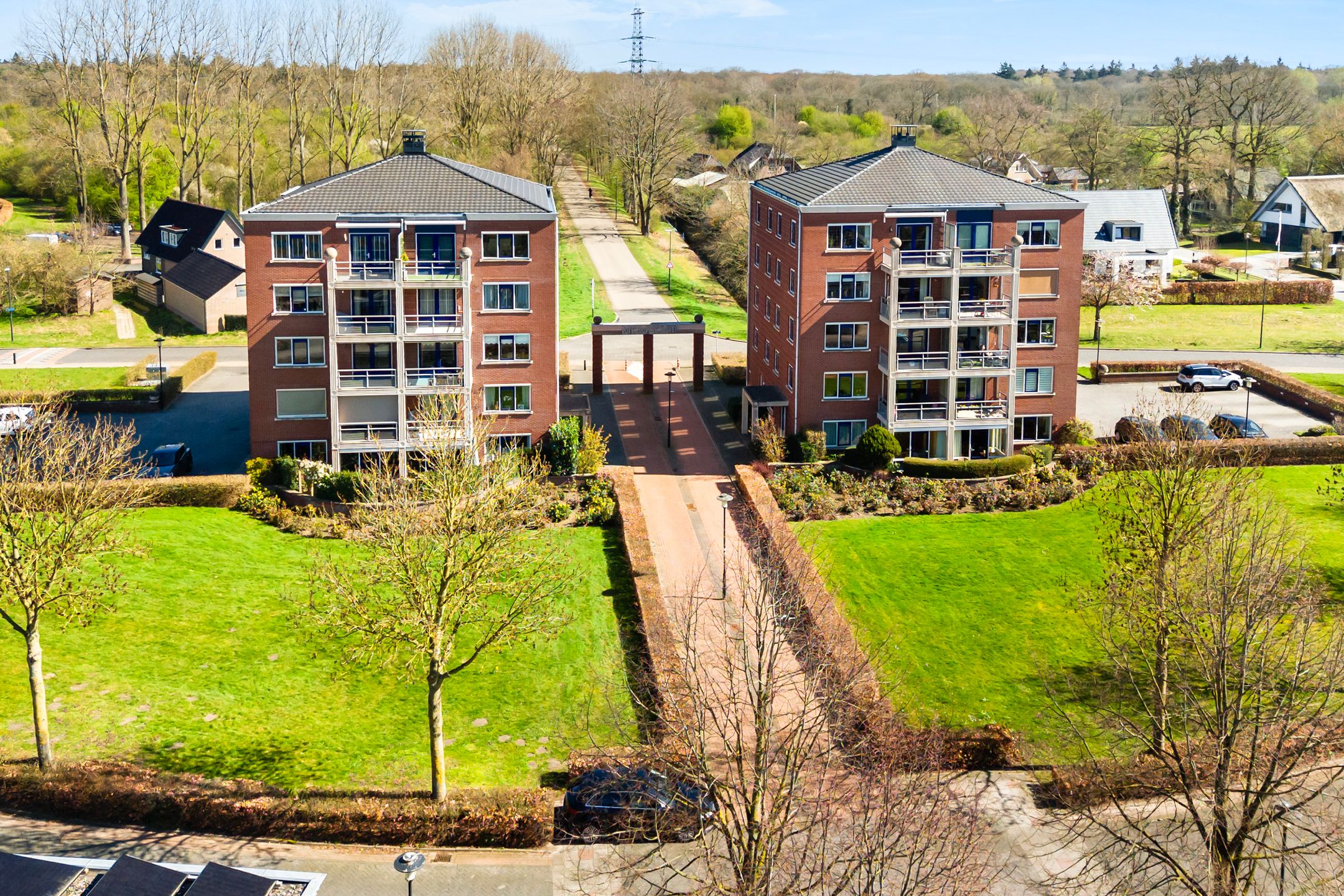 Foto 6 van Woudhuizerallee 203