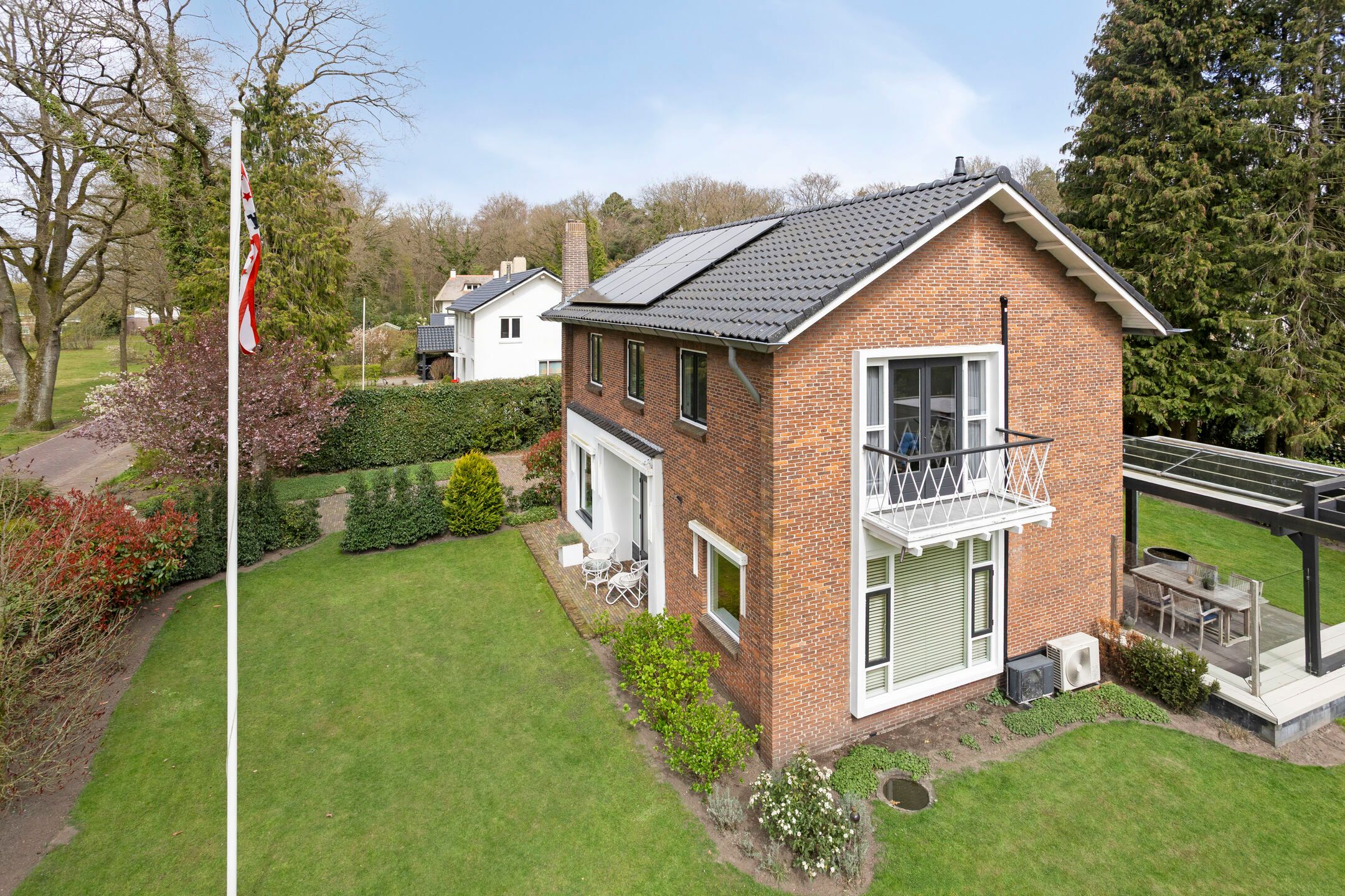 Foto 36 van Veenkampenweg 7