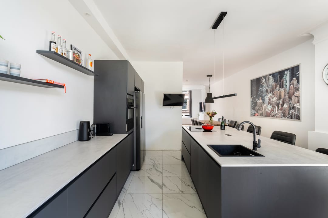 Photo 11 of IJsclubstraat 36-B