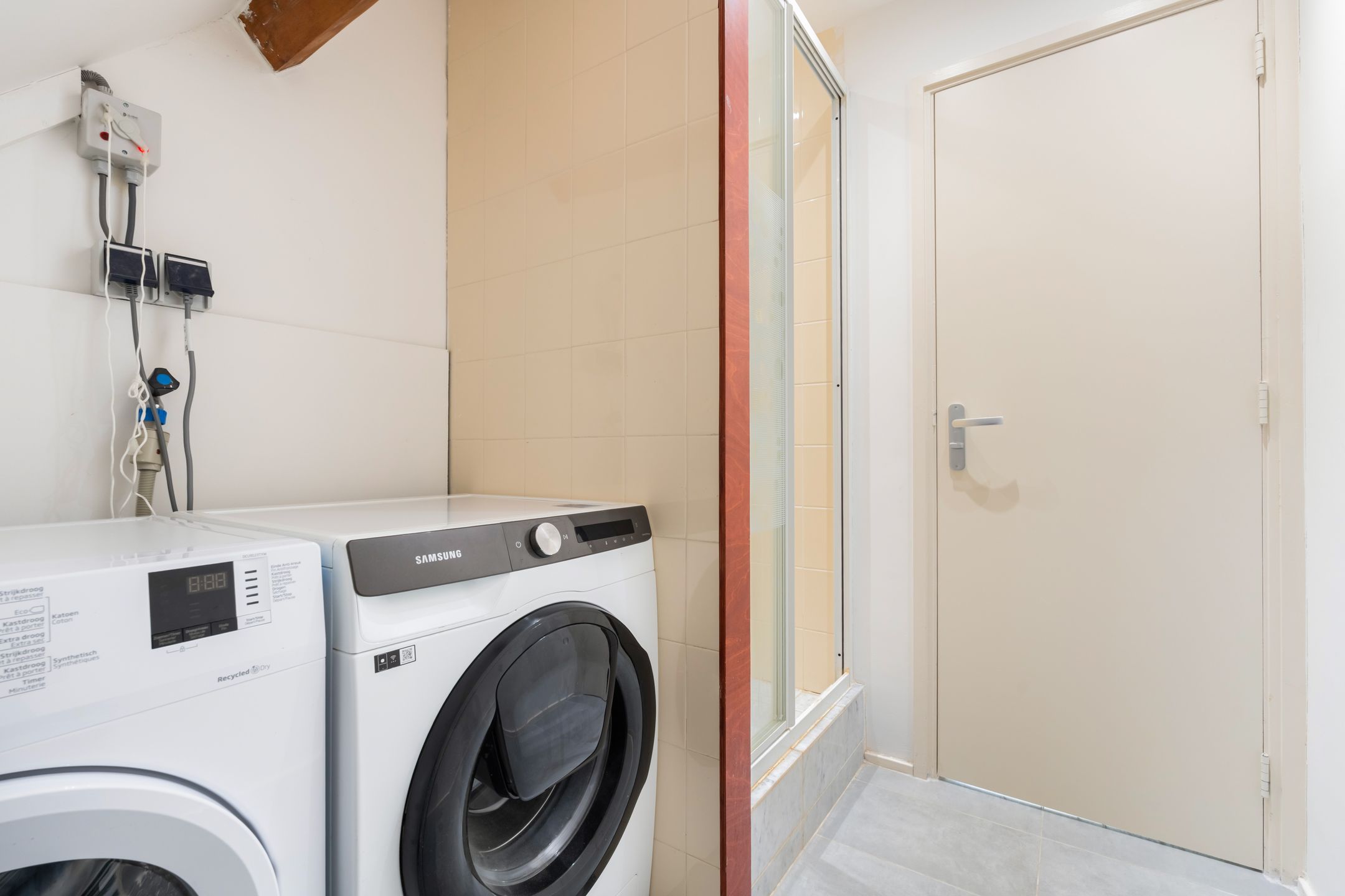 Photo 42 of IJsclubstraat 36-B