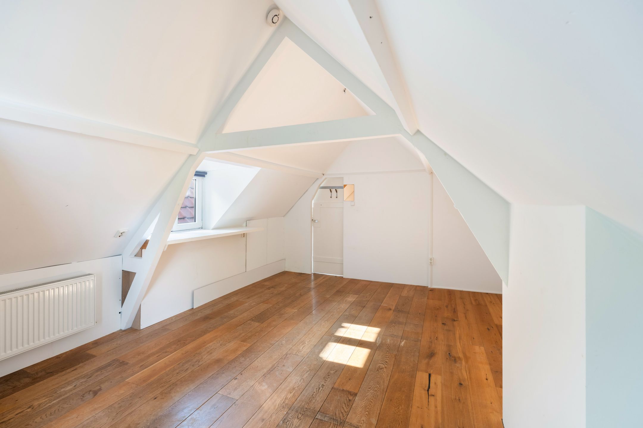 Photo 39 of IJsclubstraat 36-B