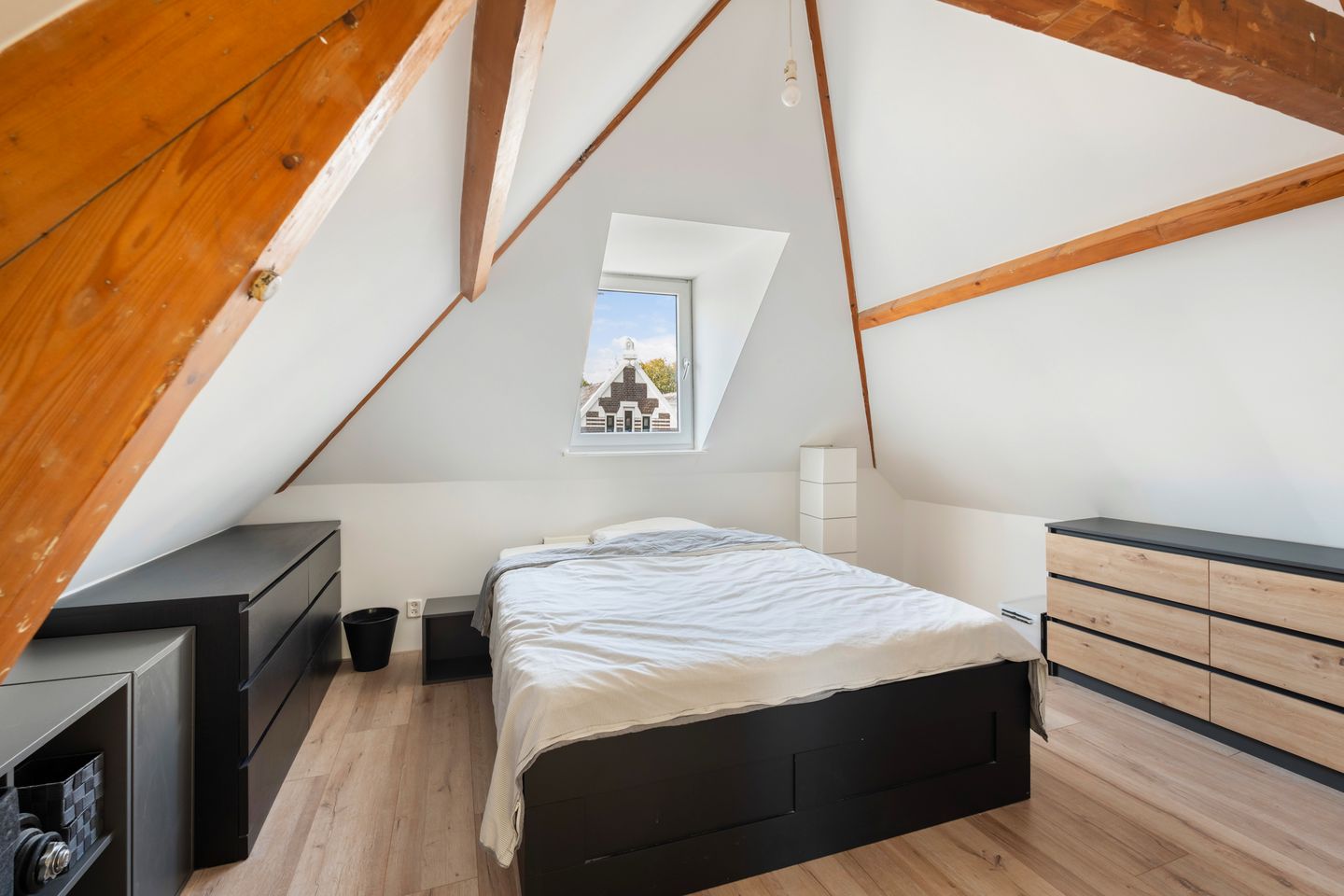 Photo 34 of IJsclubstraat 36-B