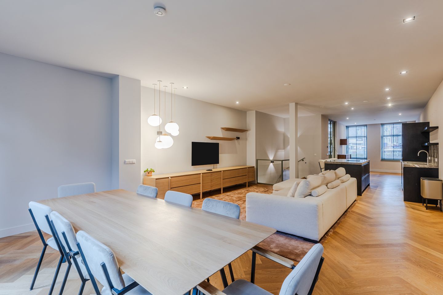 Photo 1 of Da Costakade 57-H