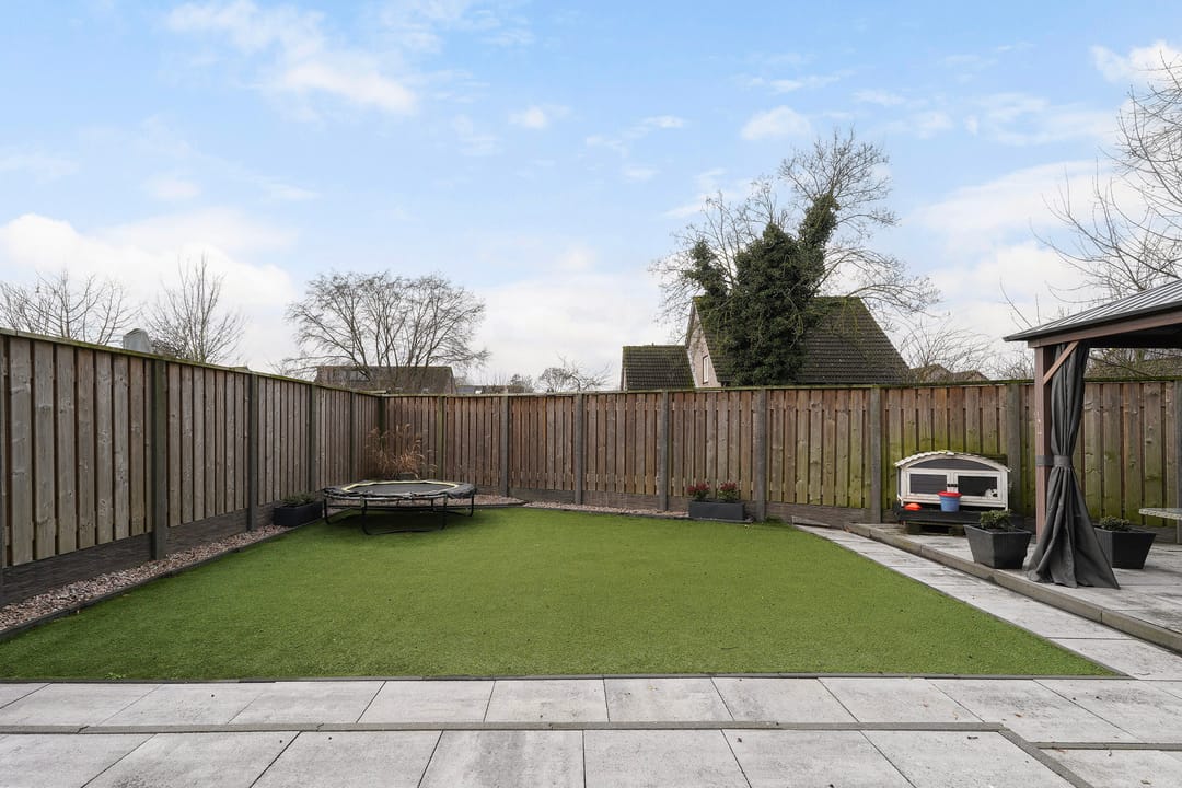 Photo 2 of Leeuwerik 55