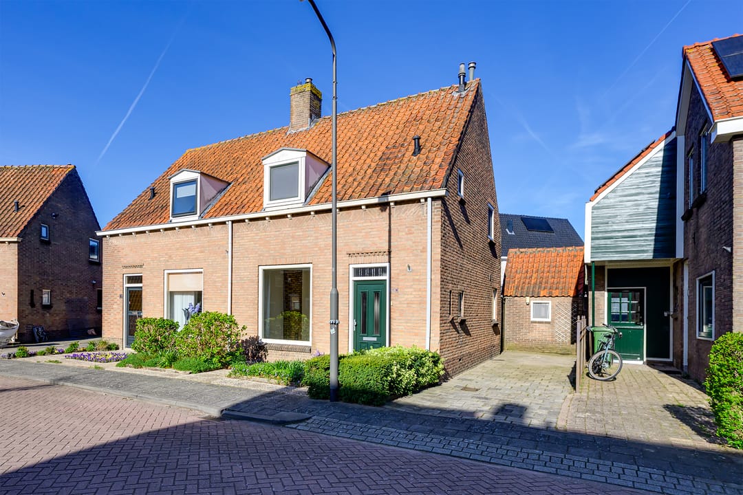 Foto 1 van Schoolstraat 14
