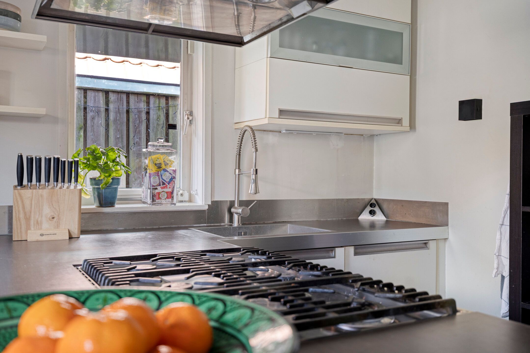 Photo 12 of Radiostraat 65