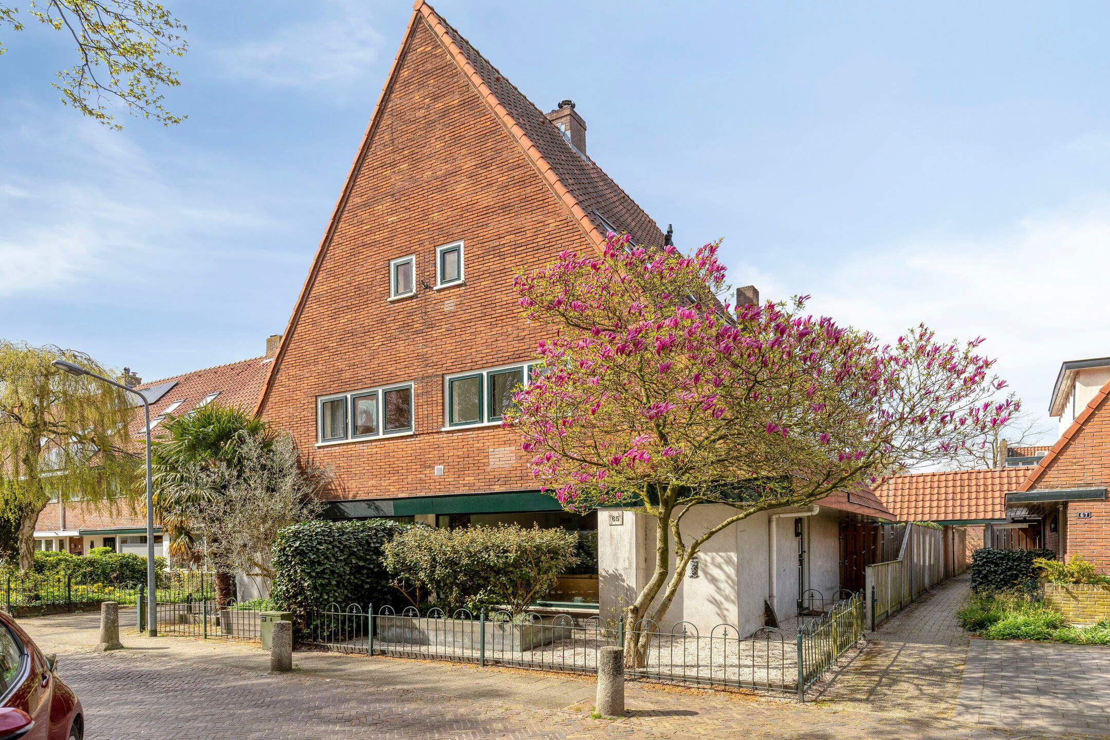 Photo 39 of Radiostraat 65