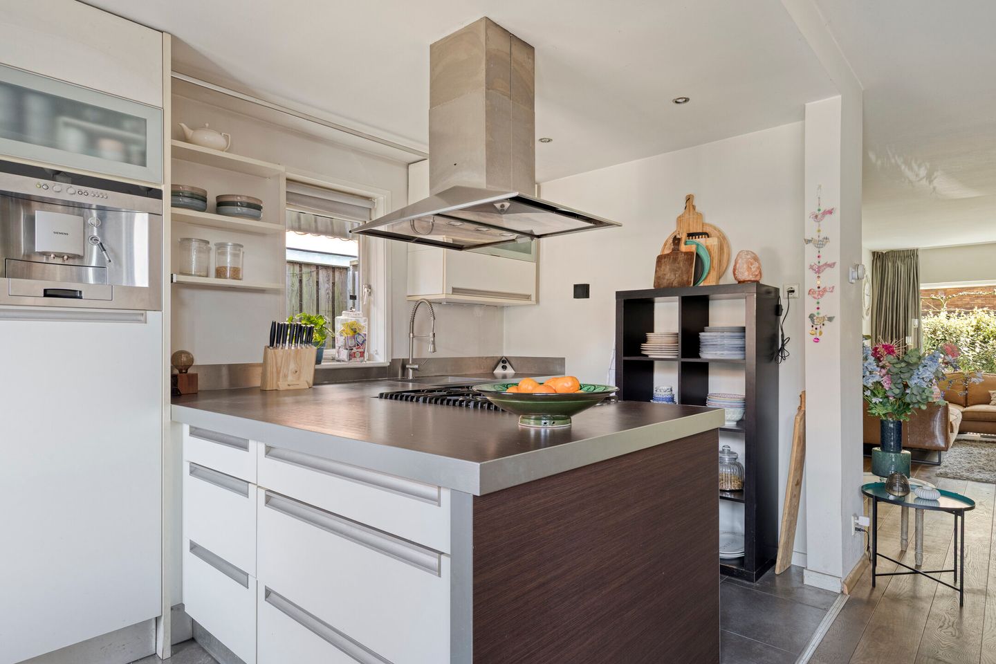 Photo 10 of Radiostraat 65