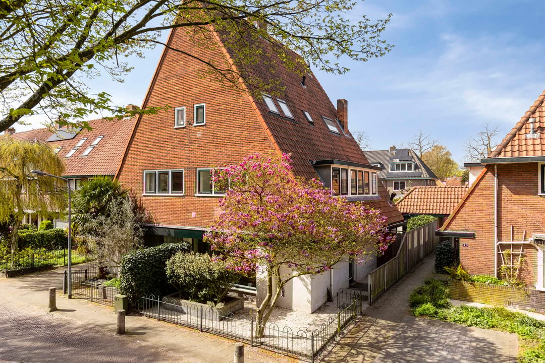 Photo 1 of Radiostraat 65