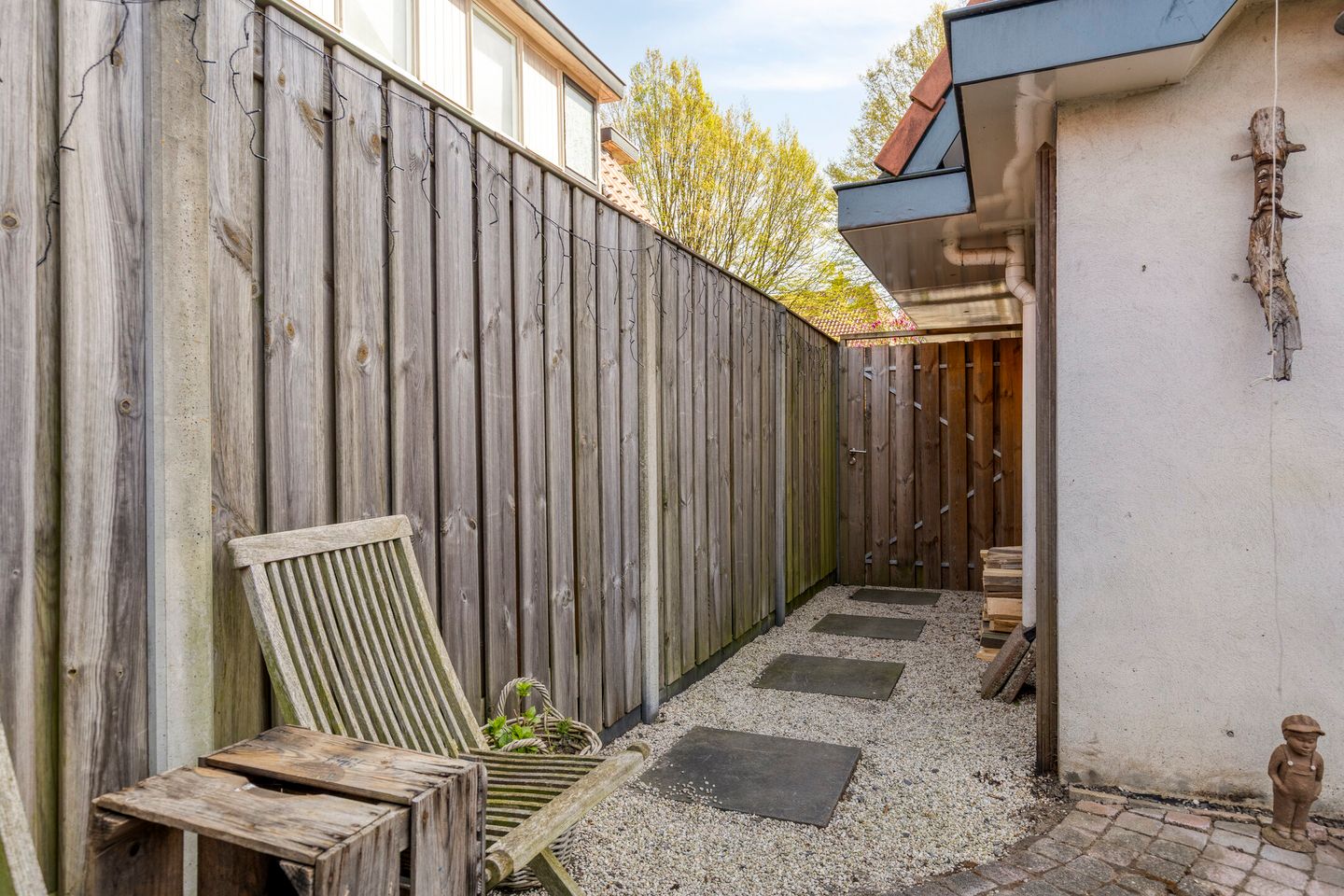 Photo 35 of Radiostraat 65