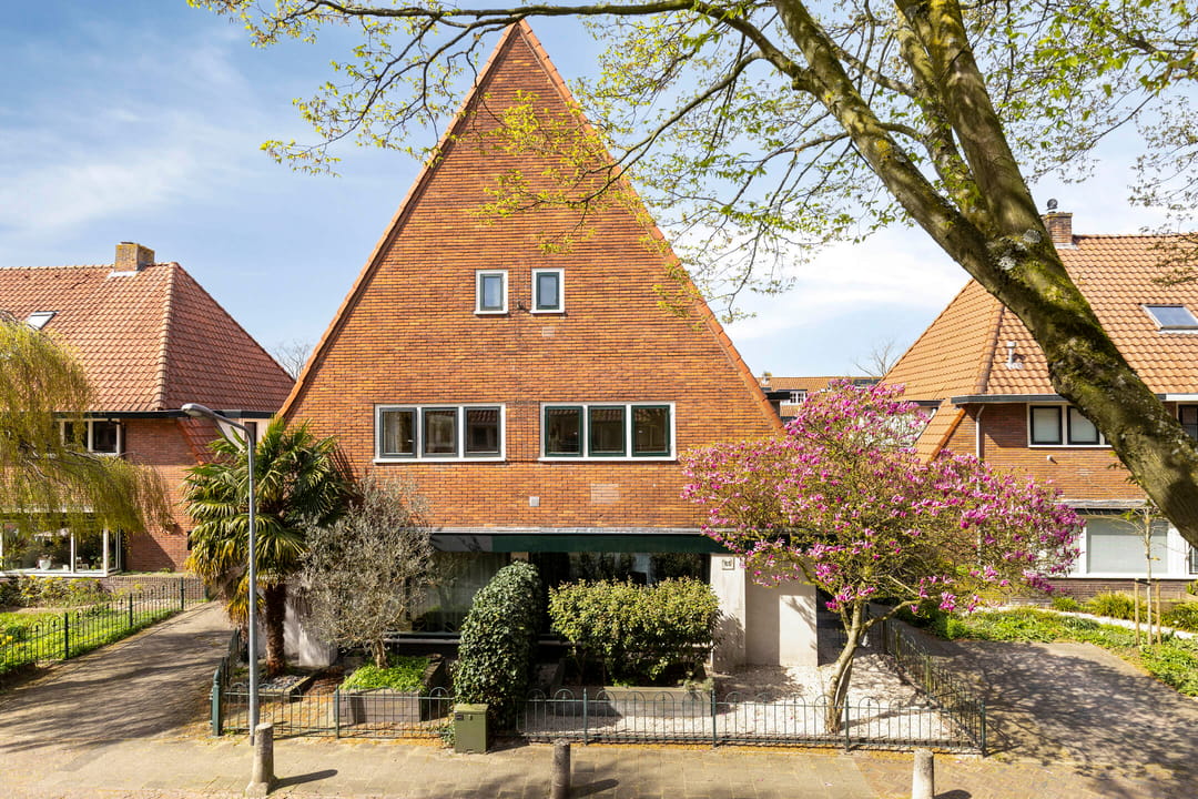 Photo 37 of Radiostraat 65