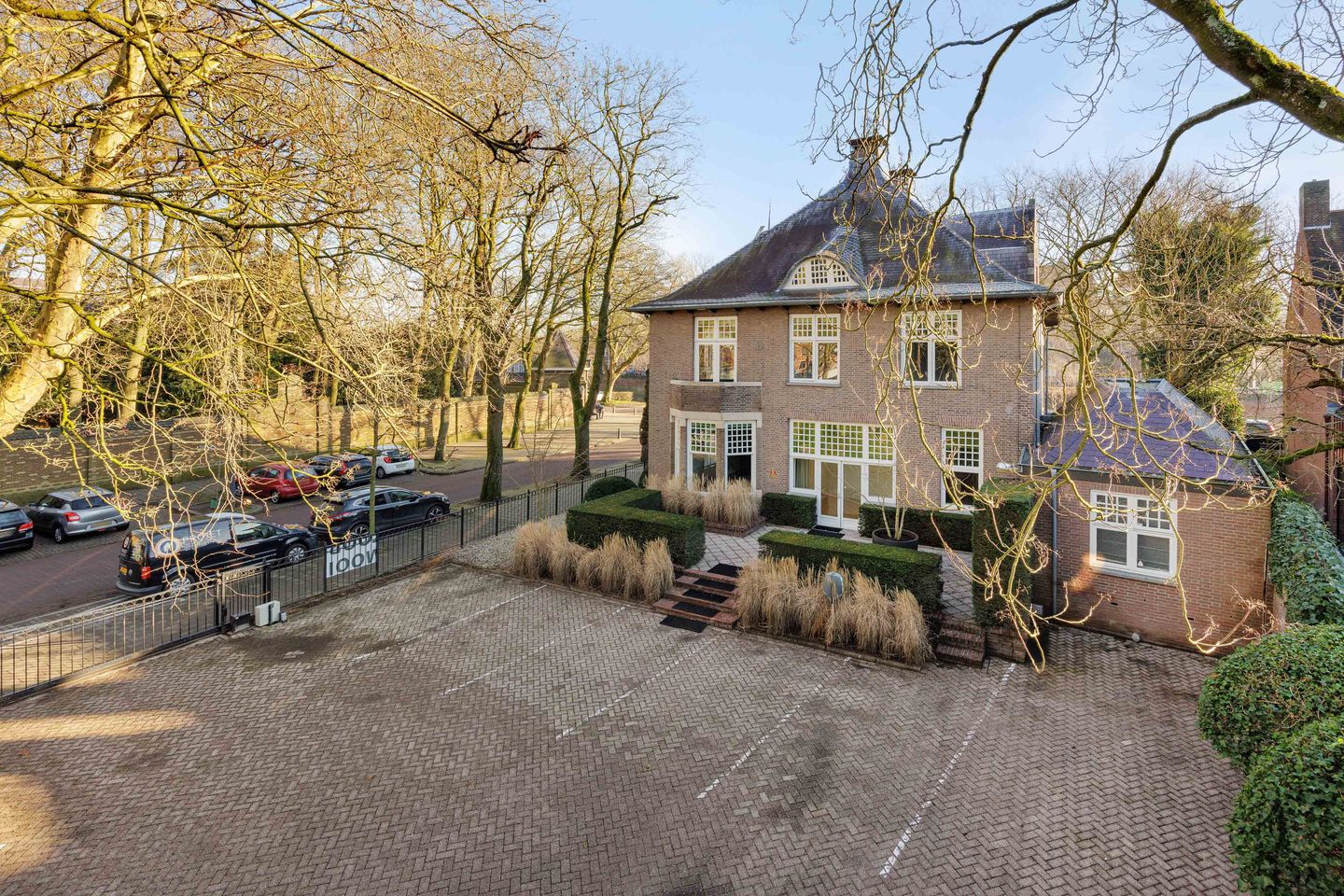 Bekijk foto 3 van van der Does de Willeboissingel 13