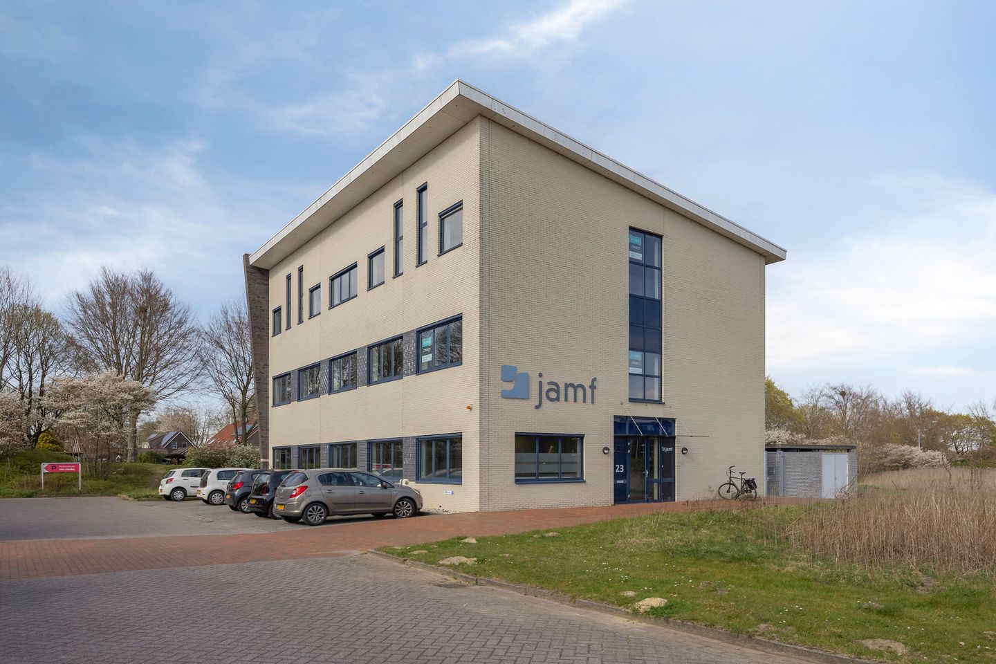 View photo 1 of Hoenderkamp 23