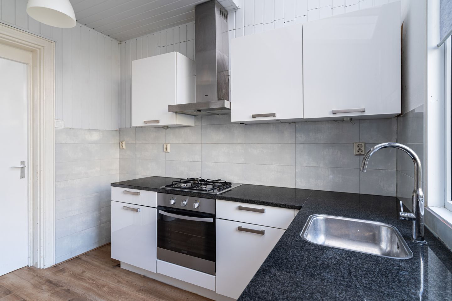 Photo 14 of Doedesstraat 3