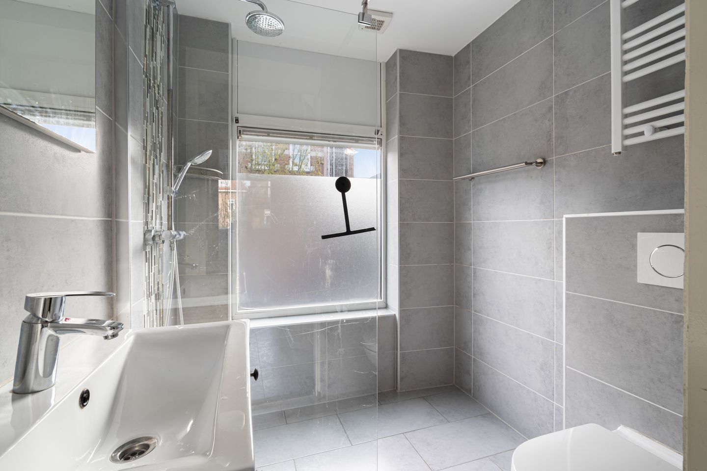 Photo 29 of Doedesstraat 3