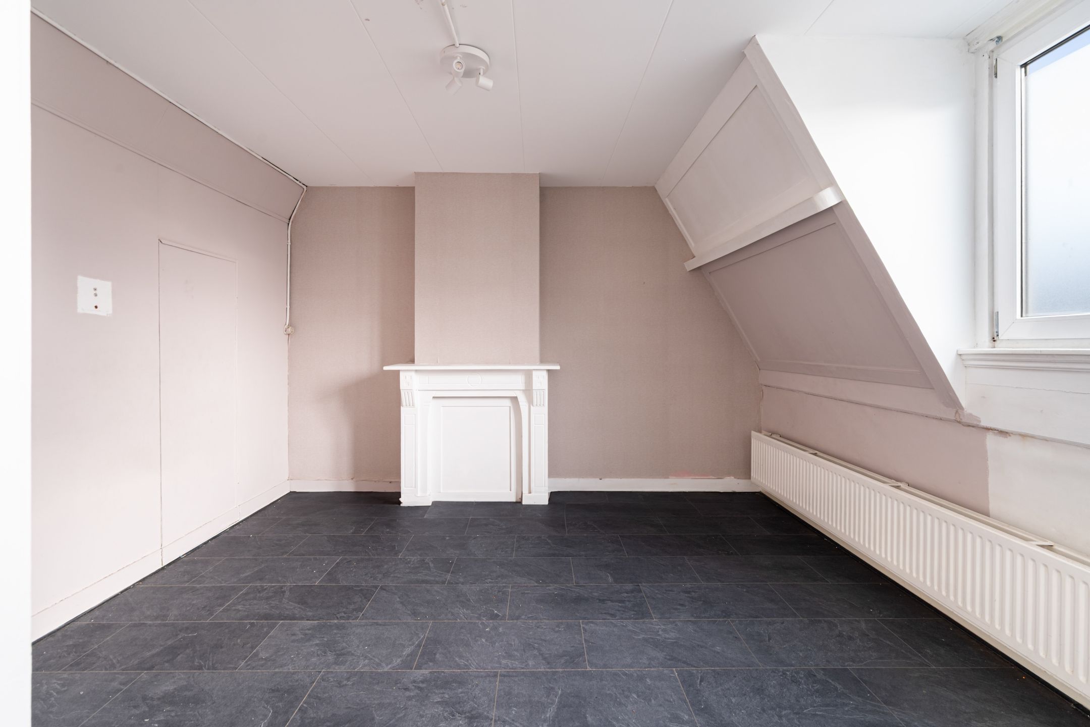 Photo 36 of Doedesstraat 3