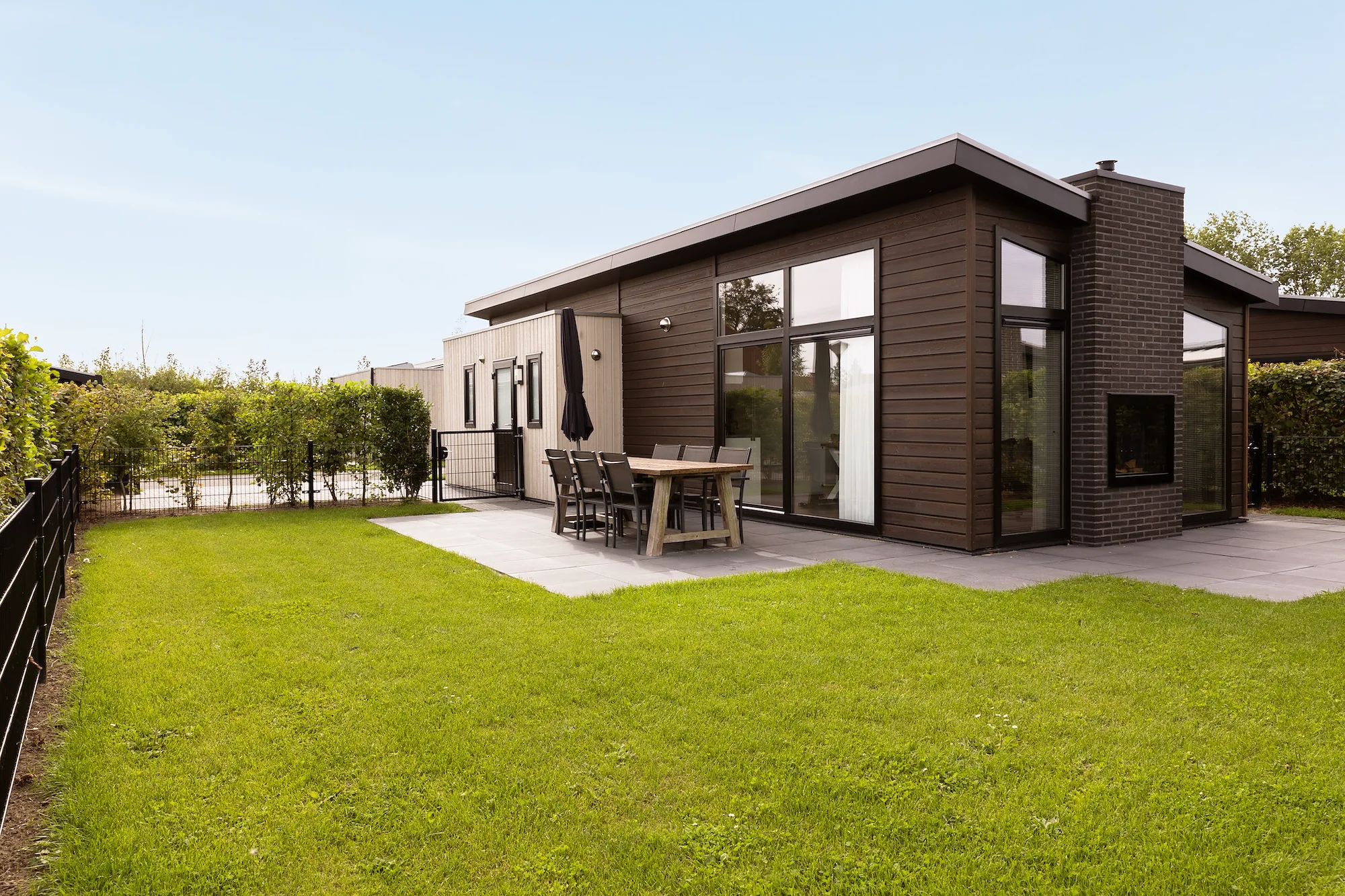 2-bedroom freehold villa in Herkingen — photo 1 of 5